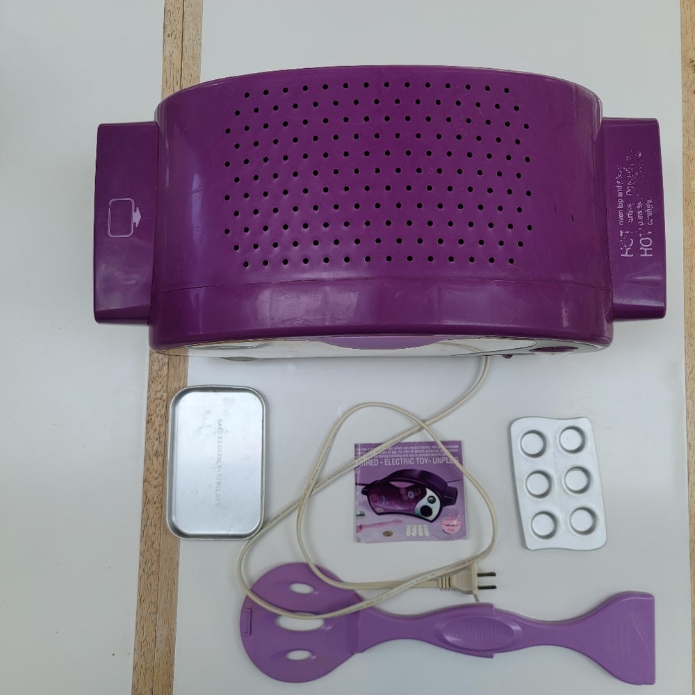 Easy Bake Oven